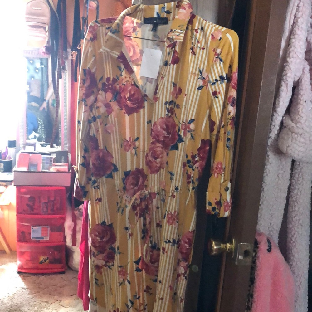 Flower stripped dress